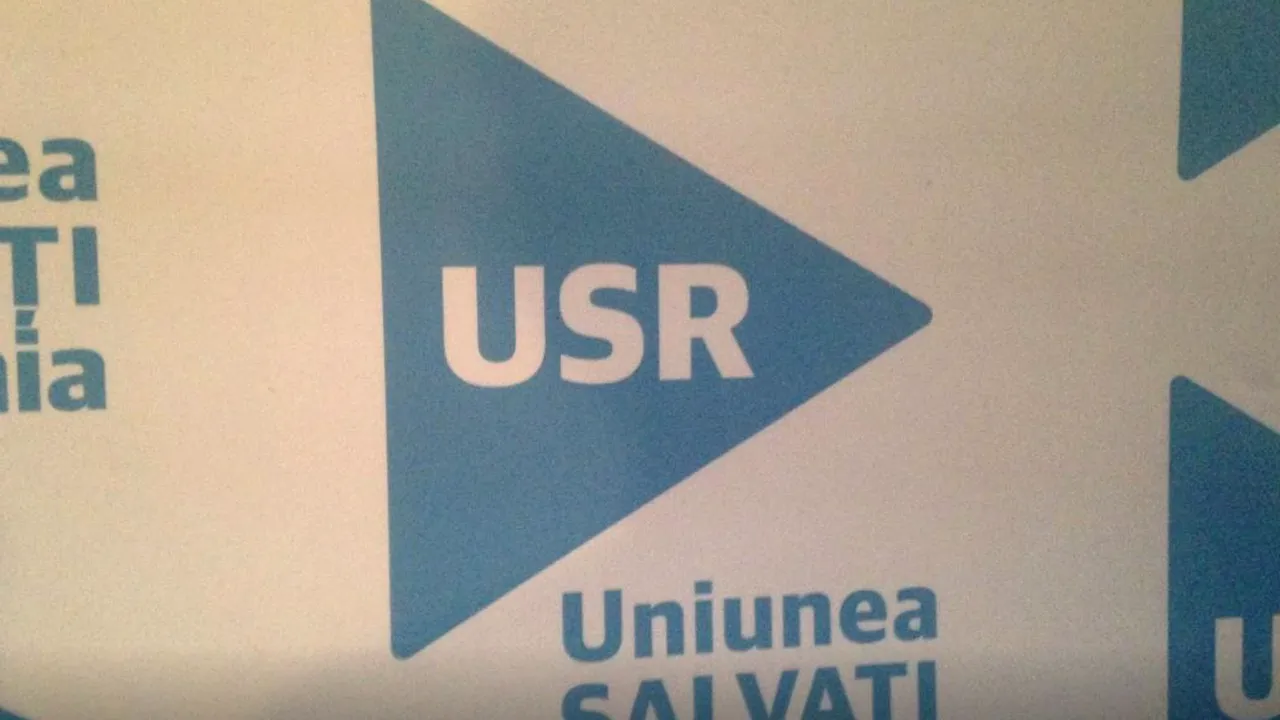 Sergiu Moroianu, soţul lui Clotilde Armand, a revenit în USR după ce fusese exclus în 2016 | FOTO