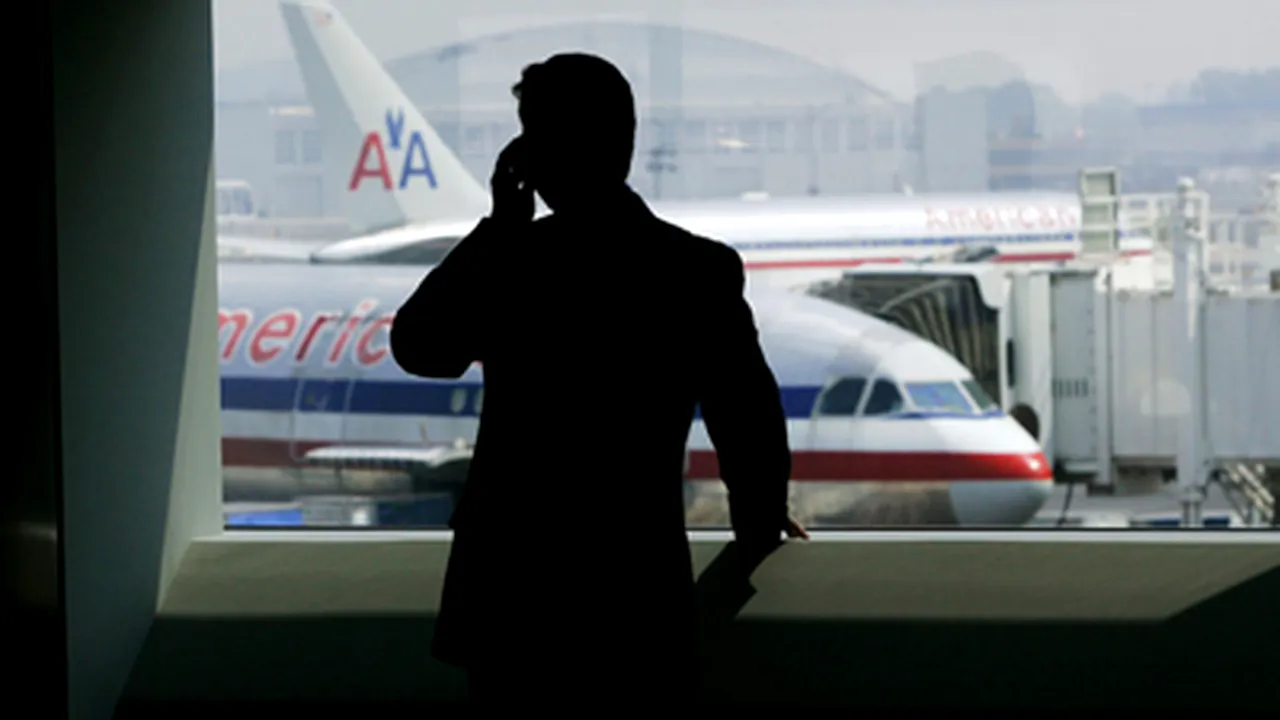 Un avion American Airlines a aterizat de urgenţă la New York