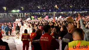 Apeluri de urgenţă la Untold. Peste 1.600 de spectatori au avut nevoie de ajutor din partea salvatorilor - FOTO