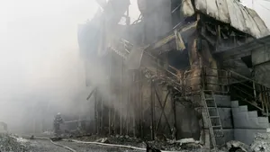 Dosar de distrugere din culpă după incendiul din Bamboo. Surse: În club erau sute de persoane când a izbucnit focul