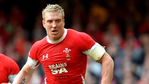 Un jucător de rugby galez a vrut să intre pe autostradă cu o maşinuţă de golf