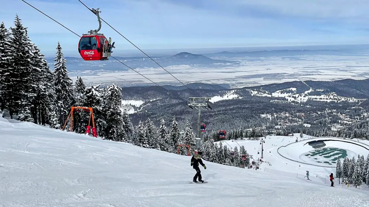 Vești bune pentru schiori. De joi, prețurile la transportul pe cablu în Poiana Brașov scad cu 50%