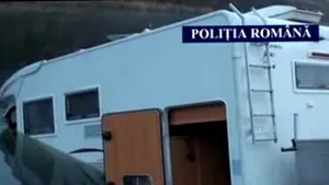 Un elveţian a scufundat rulota mamei sale într-un lac pentru a încasa asigurarea - VIDEO