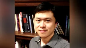 Val de teorii ale conspiraţiei după uciderea cercetătorului care studia COVID-19. Cine era bărbatul care l-a împuşcat