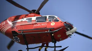 Bărbat din Iaşi, în şoc anafilactic după ce a fost muşcat de şarpe. Intervenţie cu elicopterul SMURD