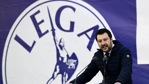 Fostul ofiţer SRI Dragomir anunţă că formaţiunea lui politică a purtat discuţii, pentru o alianţă, cu partidul de extremă-dreapta italian Liga Nordului 