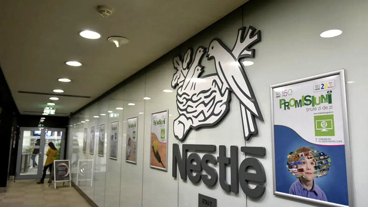 Compania Nestlé, acuzată de o „contribuţie majoră” la criza plasticului. Solicitările Greenpeace 