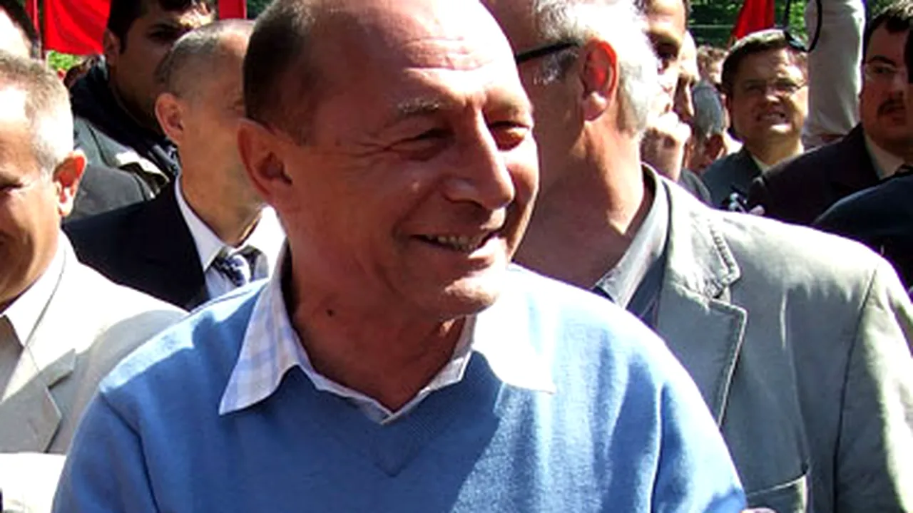 Băsescu participă la o serbare organizată de deputatul PSD Culiţă Tărâţă
