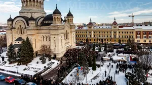 Un senator PSD propune zi liberă în 6 ianuarie, de Bobotează, pentru cei care doresc să participe la ceremoniile religioase