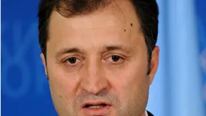 Premierul moldovean vrea reglementeze statutul juridic al limbii române