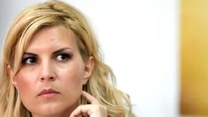 Huiduieli şi fluierături la Festivalul de Jazz de la Gărâna la sosirea şi la plecarea Elenei Udrea