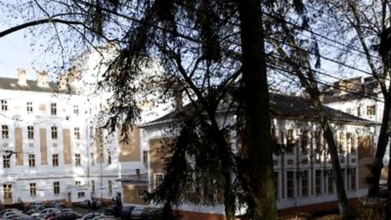 Ungureanu: Liniile cu predare maghiară de la UMF nu reprezintă un compromis. Guvernul lucrează tehnic