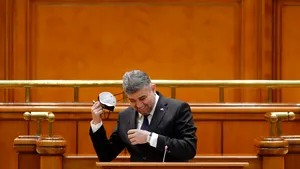 Ciolacu, despre pandemie: nu se încheie, doar măsurile se relaxează
