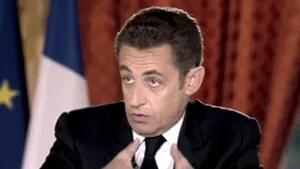 Sarkozy recunoaşte că a comis greşeli, dar continuă reformele