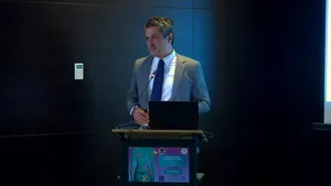 Un deputat PSD anunţă că nu va vota un guvern din care face parte Alexandru Rafila