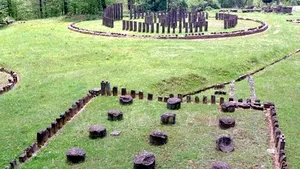 Monede din aur şi argint şi un inel medieval aparţinând patrimoniului naţional, găsite la 2 suspecţi