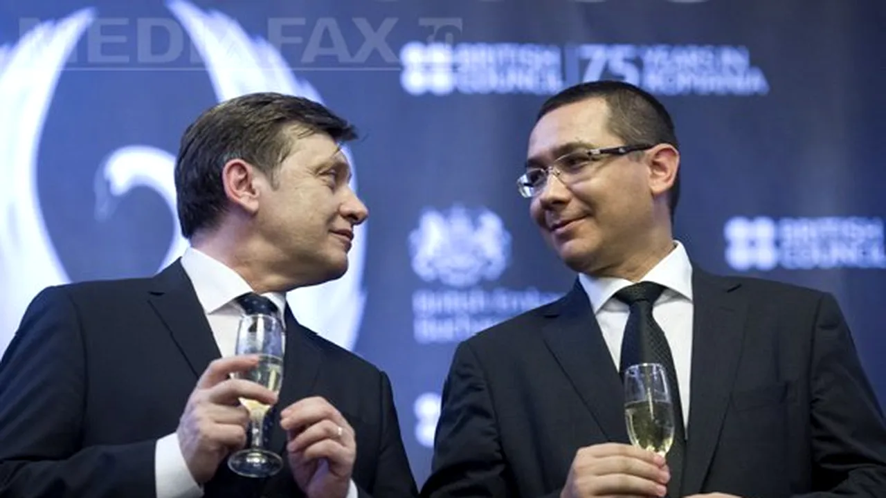 Antonescu, prezent la recepţia Ambasadei SUA, dar nu la tribună şi fără discurs