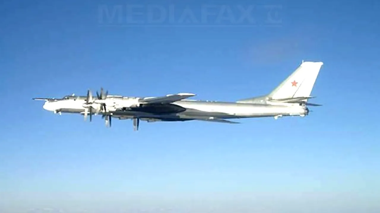 Două bombardiere ruse, escortate de avioane de vânătoare japoneze şi sud-coreene
