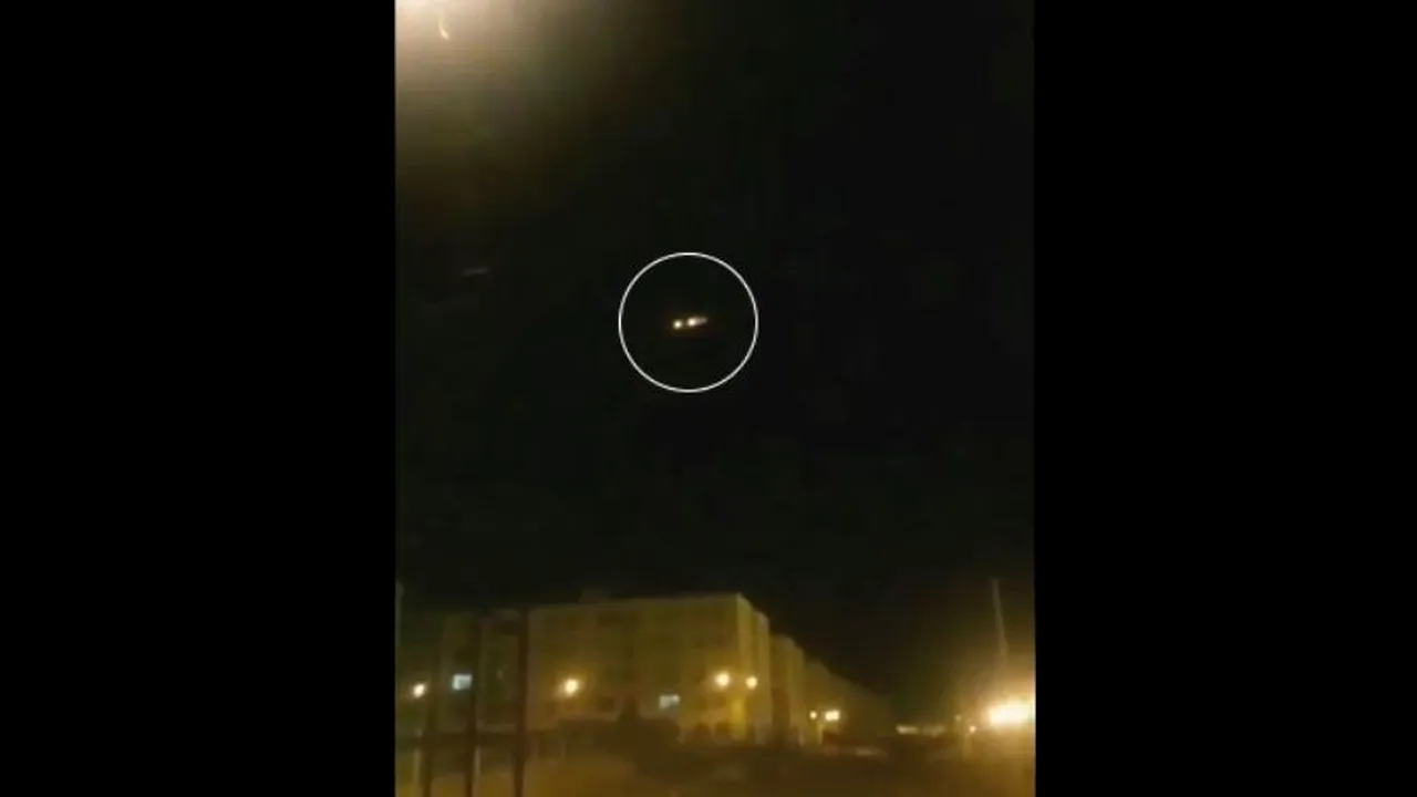 Momentul în care avionul ucrainean ar fi fost lovit de o rachetă antiaeriană. Imaginile, verificate de The New York Times - VIDEO
