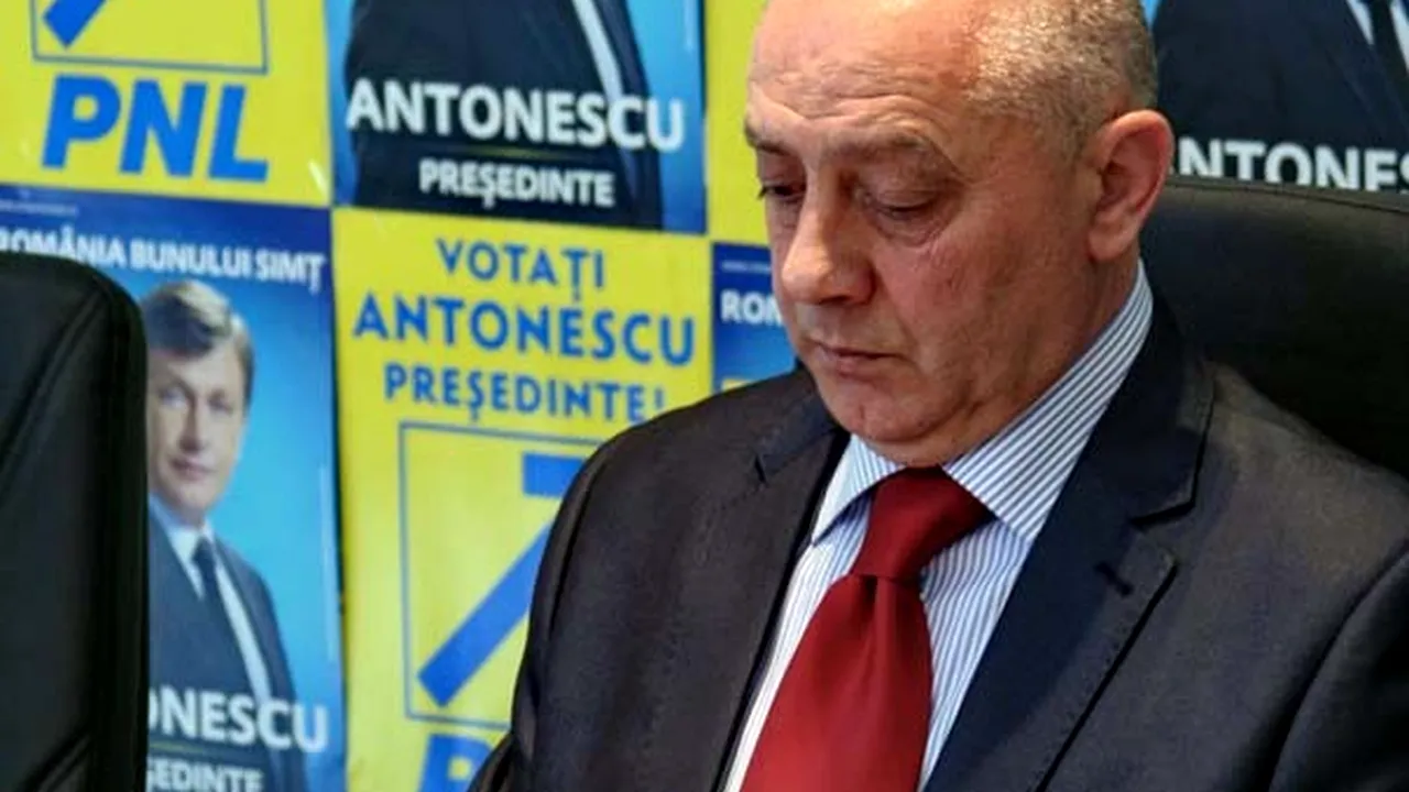 Cristian Anghel i-a invitat pe jurnalişti şi pe liberali să îl viziteze la Gherla