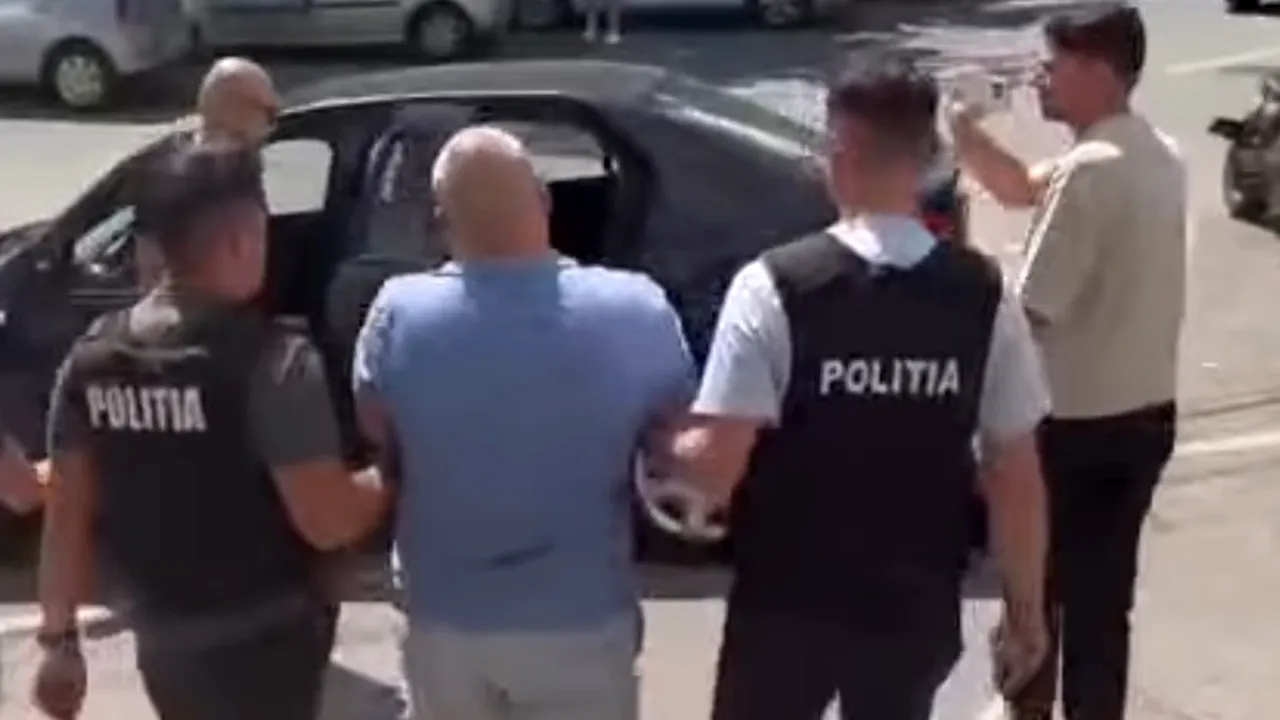 Spargerea oficiului poștal din Timișoara: Doi bărbați căutați, s-au furat 9,5 milioane lei