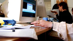 About 400,000 Public Sector Employees Received Illegal Wage Bonuses Totaling EUR2M