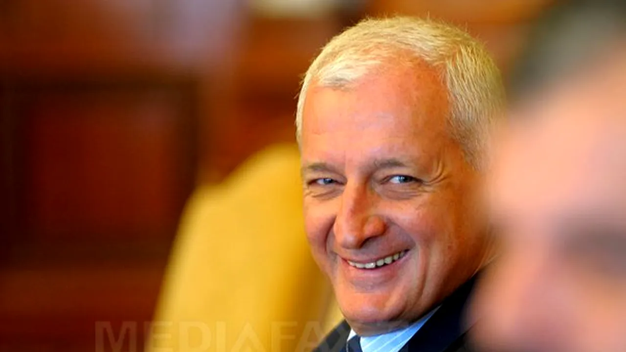 Frunda: În România este nevoie de o lege a presei