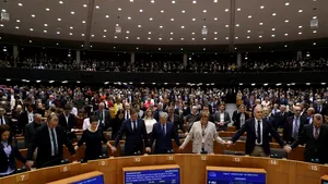 VIDEO: Parlamentul European a aprobat Acordul Brexit. Verhofstadt: Acesta nu este un „adio”, ci doar un „la revedere” / Farage: Nu ne vom mai întoarce niciodată 