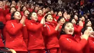 VIDEO | Galeria de majorete a Coreei de Nord a atras toate privirile la un meci de hochei