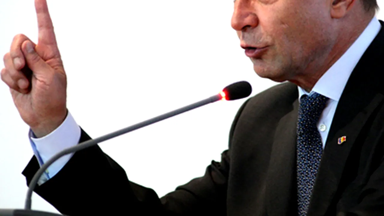 Băsescu: Majoritatea trebuie să o formeze premierul desemnat