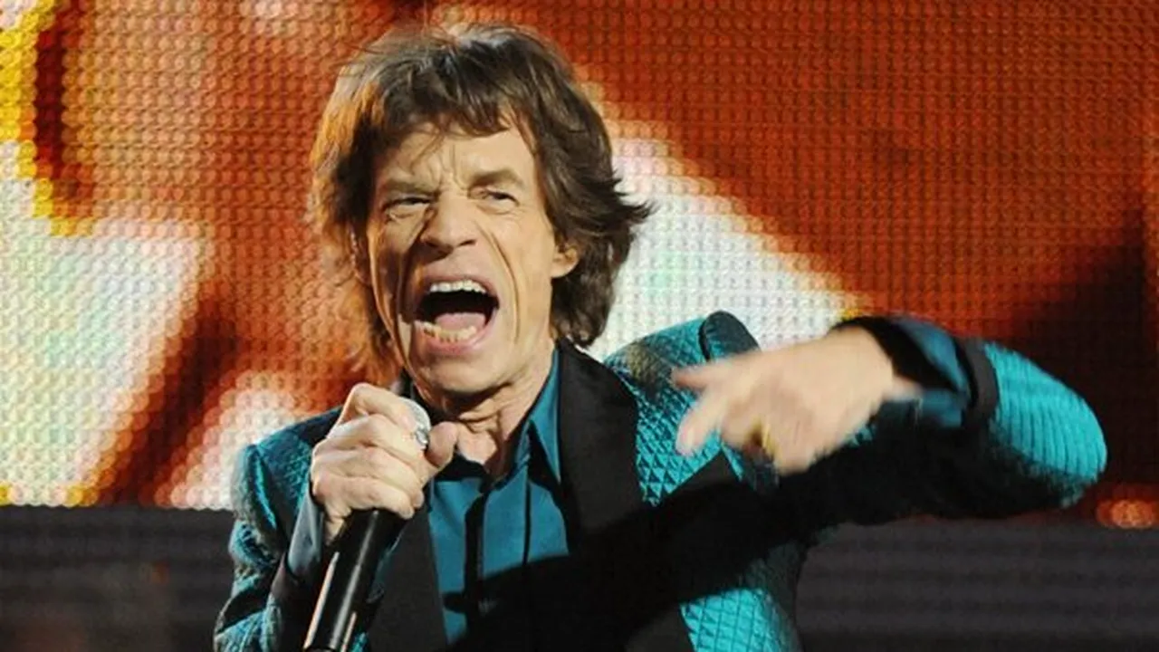 Mick Jagger, din nou actor. Vedeta va juca rolul magnatului Rupert Murdoch într-un lungmetraj
