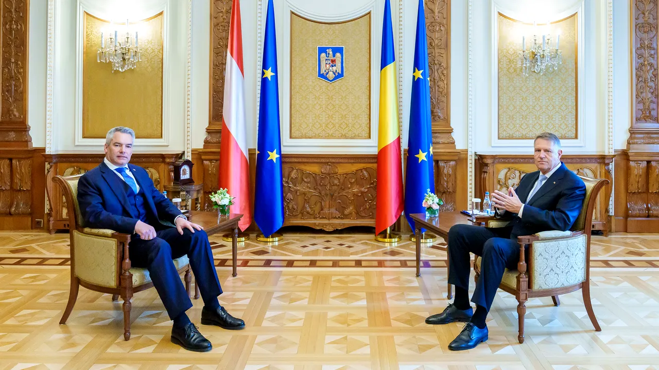 Iohannis, după întâlnirea cu Nehammer: Continuăm procesul pentru aderarea totală la Schengen