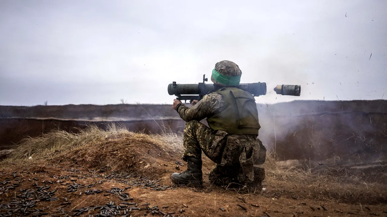 Războiul din Ucraina, ziua 810. Blinken admite costul întârzierii de ,,luni de zile” a ajutorului pentru Ucraina / Serviciile secrete sud-coreene: Coreea de Nord a furnizat Rusiei arme fabricate în anii ’70 / Moscova afirmă că Rusia este pregătită dacă Occidentul vrea să lupte pe câmpul de luptă