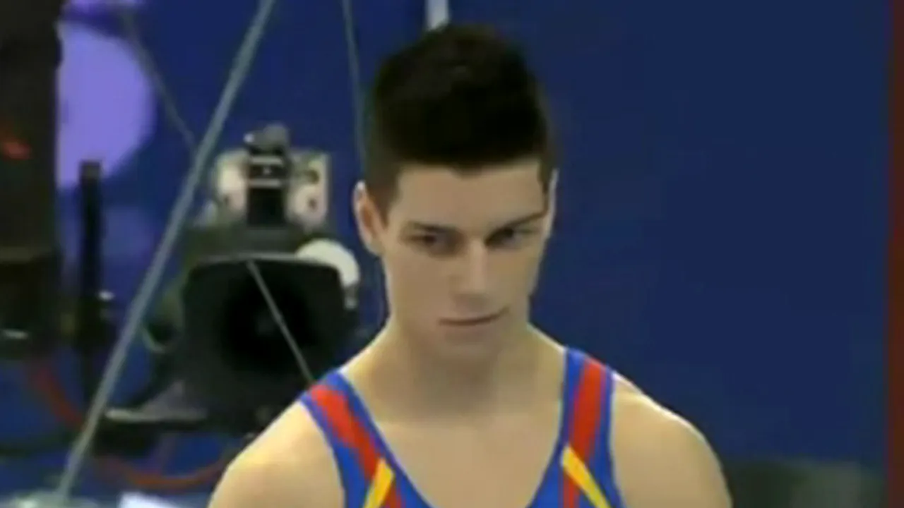 Gimnastul Andrei Muntean a evoluat la Paris în calificări la paralele şi aşteaptă rezultatul