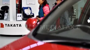 Toyota şi Nissan recheamă în service 6,5 milioane de vehicule, pentru probleme la airbag-uri