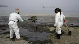 Urgenţă de mediu în Peru din cauza unei deversări de petrol