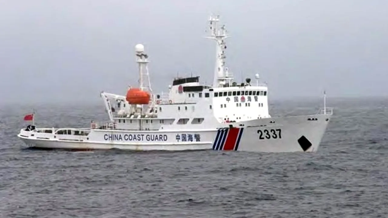 Trei nave chineze au intrat în apele teritoriale disputate de China şi Japonia