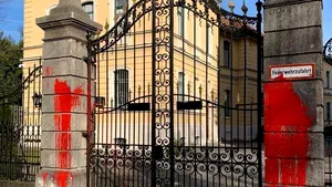 În apărarea Ucrainei: Proteste anti-război au loc în întreaga lume