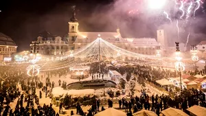 FPTR: Peste 161.000 de români au cheltuit 36,4 milioane euro pentru petrecerea Revelionului