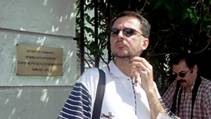 Artiştii din instituţiile de spectacole ies în stradă