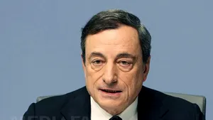 Draghi: Riscul deflaţiei în zona euro nu poate fi exclus. BCE trebuie să acţioneze