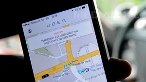 Uber lansează o cursă cu avionul până la mare, biletul costă 500 de lei 