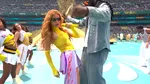 CM 2026, momentul viral al serii: Shakira continua să danseze, în timp ce organizatorii încercau să o conducă în afara terenului