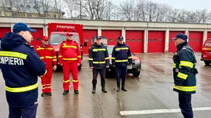 Mii de pompieri, mobilizați să intervină în 9 județe din țară