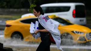 Vremea. Prognoza meteo ANM în ţară şi Capitală: Ne aşteaptă zile cu vânt şi ploi puternice