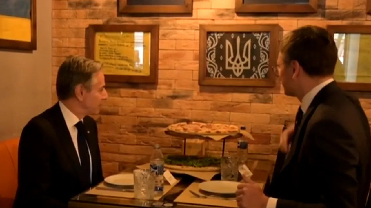 Blinken, la o pizza în restaurantul fondat de veteranii războiului împotriva Rusiei

