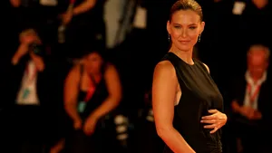 Top-modelul israelian Bar Refaeli a născut al treilea său copil