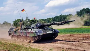 Germania confirmă aprobarea livrărilor de tancuri de luptă Leopard 1 către Ucraina