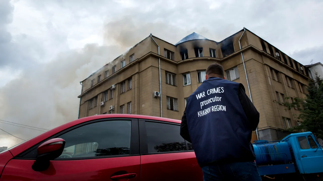 Localităţile eliberate de armata ucraineană exultă de bucurie. Localnicii au fost terorizaţi de trupele ruse în timpul ocupaţiei