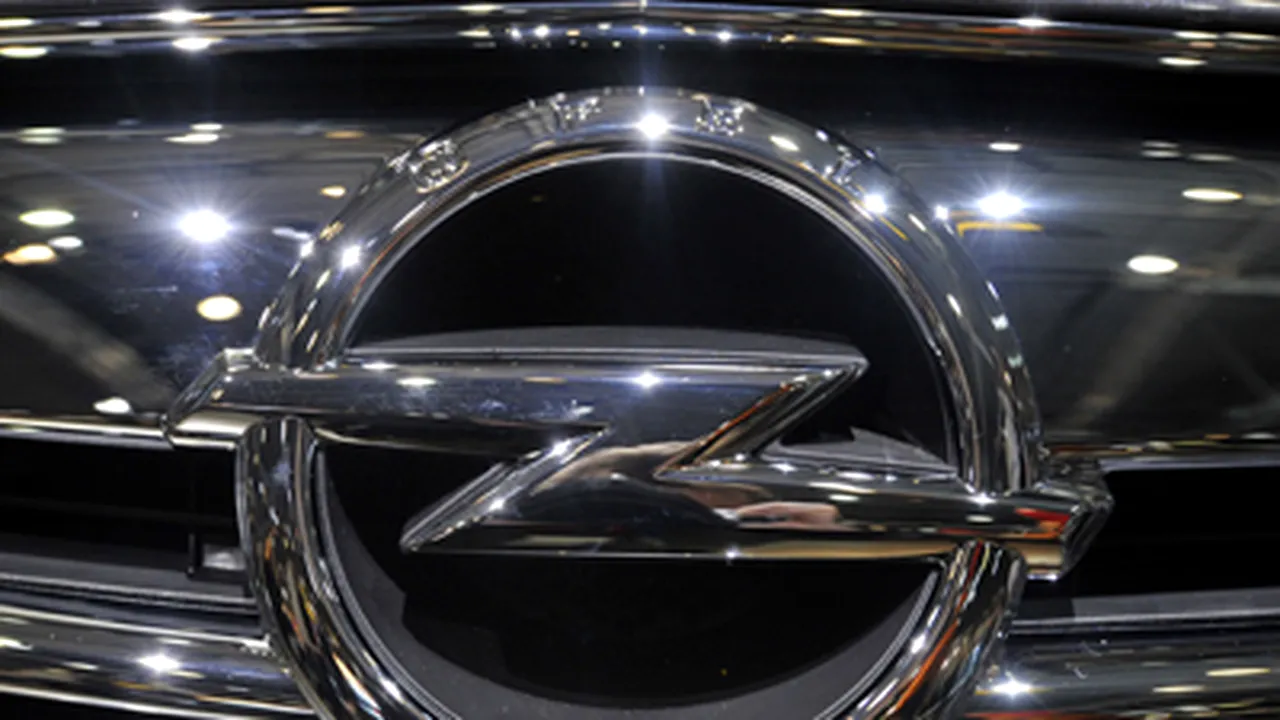 GM va vinde 55% din Opel către grupul canadian Magna şi doi parteneri din Rusia